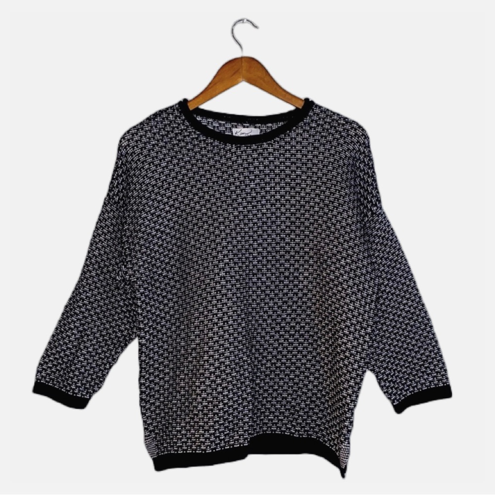 80s Black & White Crewneck Pullover Knit Sweater